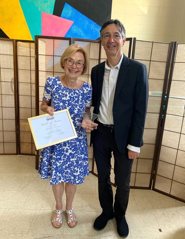 Debbie Graser receiving her KEYS Hall of Fame award